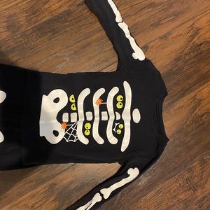 size 6 skeleton pjs gender neutral